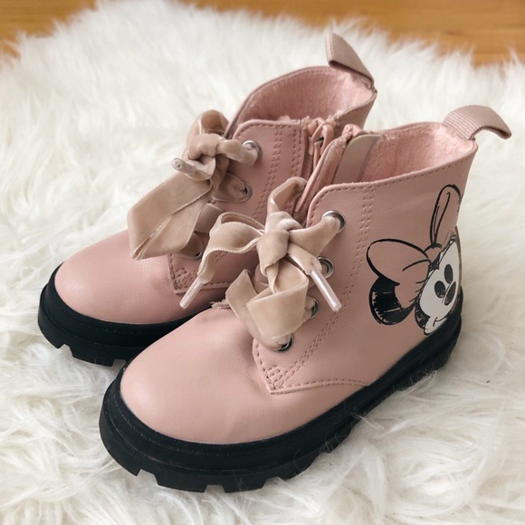 H&M Other - Toddler Fleece Lined Minnie Mouse Boots
